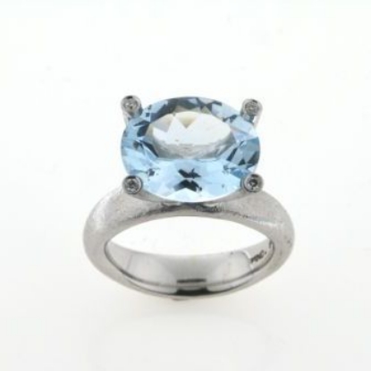 Billede af Ring 14 kt. hvg., akvamarin 14*12 mm. + 4 brill. a 0,015 ct. w/vs.