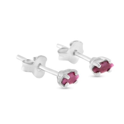 Billede af By Pind ørestik sølv med rubin zirkoniasten