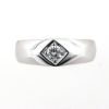 Billede af Herrering massiv, brilliant 0,30 w/vs. plade 6*6 mm., båndring 14 kt. hvg.