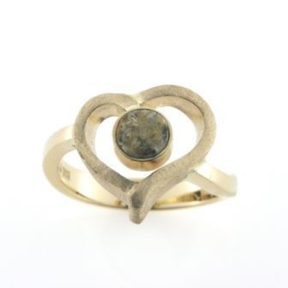 Billede af Ring med hjerte, isat natur sten 14 kt.