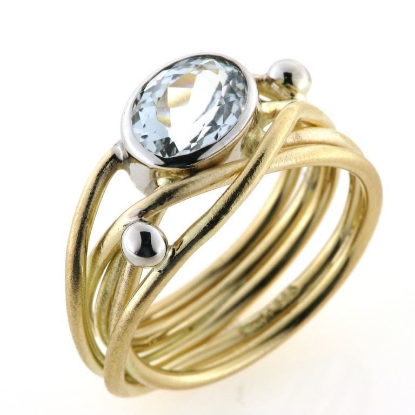 Billede af Ring unika med guldtråde, fac. oval akva. + 2 hvg. kg. 14 kt. (Trådring)