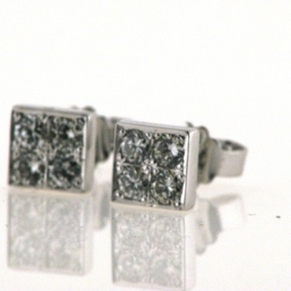 Billede af Ørestik med 2* 4 brillianter a 0,05 w/vs.