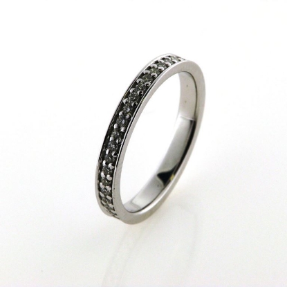 Billede af Alliancering speciallavet med 41 brill. a 0,01ct. w/vs. 14 kt. hvg.