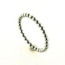 Billede af Ring kugler hele vejen rundt, br. 2,1 mm. massiv, str. -59. 14 kt. hvg.