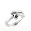 Billede af Ring m. ægte safir 14 kt hvg