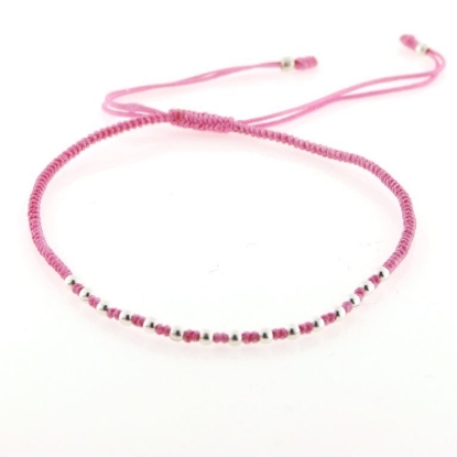 Billede af By Pind Colorful knyttet armbånd pink med sølv kugler