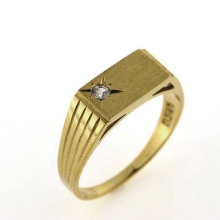 Billede af Herrering m. syn. sten 8 kt. facon 3,9 gr. (prisen er excl. guld)