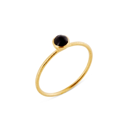 Billede af Susanne Friis Bjørner Ring sølv forgyldt med sort agat str. 48-60