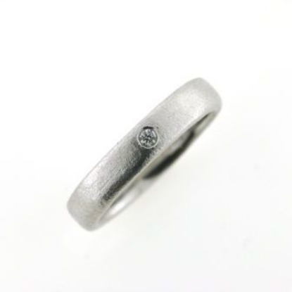 Billede af Ring med brill. 0,05 w/vs. (str. -59) 14 kt.