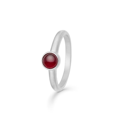 Billede af Mads Z Sølv ring "Cabochon" m. ægte Rubin 0,80 ct. fås i str 50, 52, 54, 56, 58 og 60