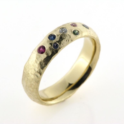 Billede af Ring fattet med 7 stene 14 kt.