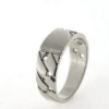 Billede af Herrering massiv lukket bund, plade 7,2*11,0mm 14kt hvg. m. brill. 0,03 w/vs.