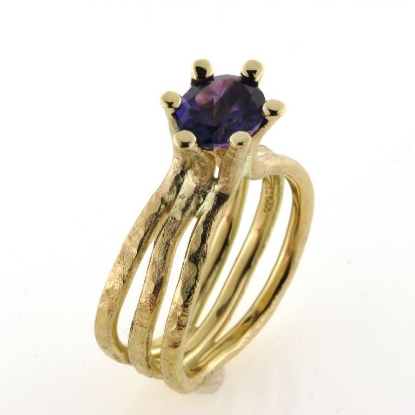 Billede af Ring fattet med oval ametyst 14 kt.