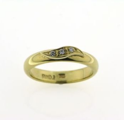 Billede af Ring m. 3 brill. a 0,01 w/vs. 14 kt.....