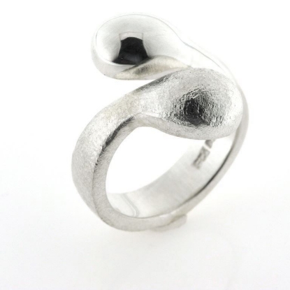 Billede af Ring forskudt med kugler (dråber) 925s