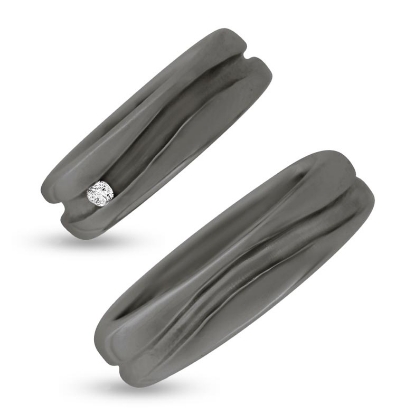 Billede af Vielses & Forlovelses ringe, i d- ring 1 brill. 0,05 w/vs.,  5,9*2,3 mm. 925 s. sort rhod.