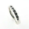 Billede af Alliancering 5* 0,04 black, 925s.  (br. 2,9-tk. 1,9 mm.)