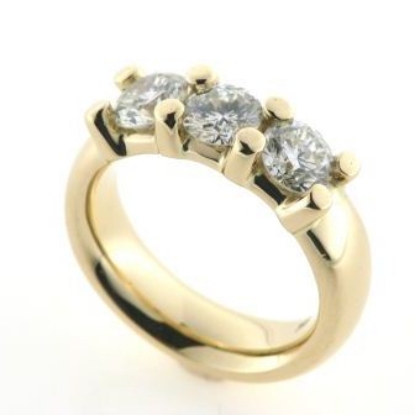 Billede af Ring med 3 brillianter a ca. 0,75 ct. 14 kt. 