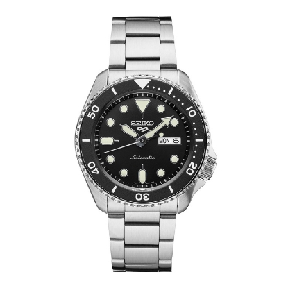 Billede af Seiko 5 Sports automatic herreur stål lænke sort urskive 42,5mm mineralglas 100m