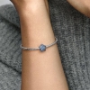 Billede af *Pandora Blå Pavé Stjerne charm sølv m. cz