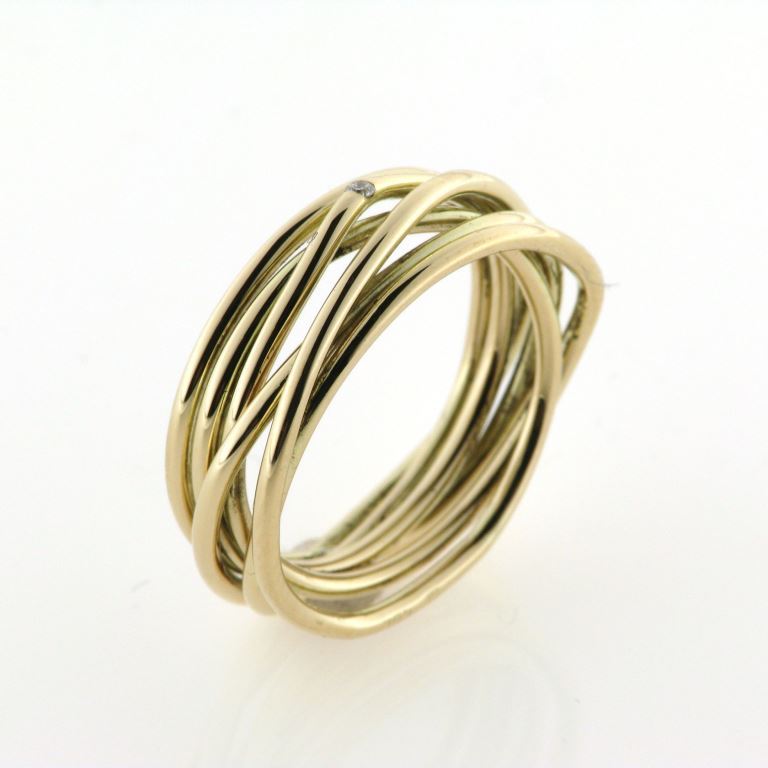 Ring med guldtråde 1 brillant 0,01 w/vs. 14 kt. (Trådring) facon + 5,9 ...