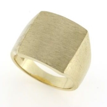 Billede af Herrering massiv lukket bund, plade 17,5*15,5 mm. 14 kt.