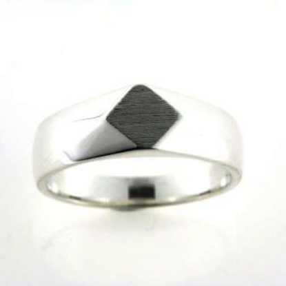 Billede af Herrering massiv, plade 6*6 mm., båndring 925 s.