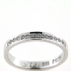 Billede af Ring fattet med  15 brill. a 0,01 w/vs. 14 kt. hvg.