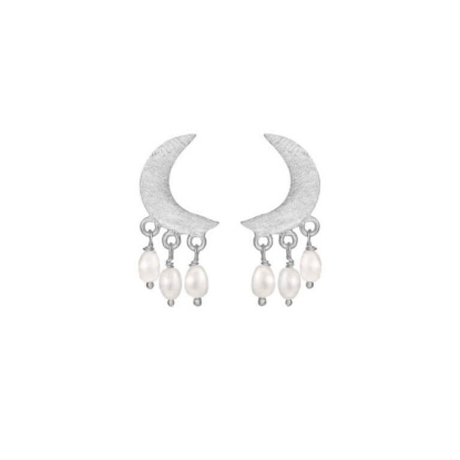 Billede af Susanne Friis Bjørner Måne øreringe sølv m. ferskvandsperler