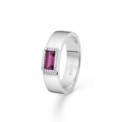 Billede af Mads Z "Indigo" ring sølv m. granat (str. 50 - 60)