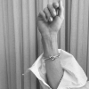 Billede af Jane Kønig Tied Heart armring sølv (Medium - 61 mm)