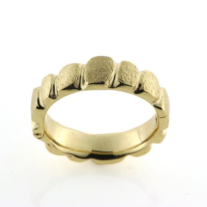 Billede af Ring med felter u/sten 925s forgyldt (gigtring)