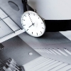 Billede af Arne Jacobsen ur - City Hall - hvid 34mm