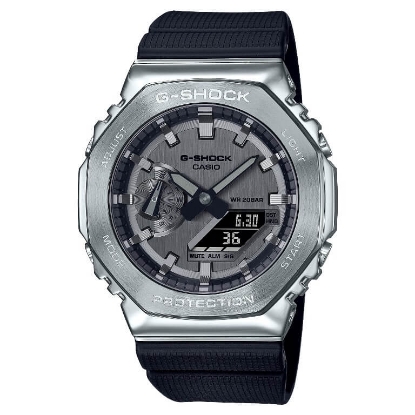 Billede af CASIO G-SHOCK LIMITED EDITION STAR WARS THE MANDALORIAN AND GROGU GM-2100-1AER-MAN