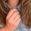 Billede af Belladi "Sabine" V-ring forgyldt sølv m. cz (str. 52-57)