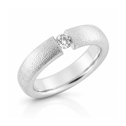 Billede af Ring flying diamond, 0,15 w/vs. 14 kt. hvg.