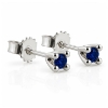 Billede af Lux øreringe m. safir, 4 grab. fatning, 2* 3,5 mm (ca. a 0,15 ct.) 14 kt. hvg.