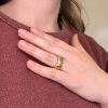 Billede af Ring bølget med felter, massiv, br. 9,5 mm. 14 kt.