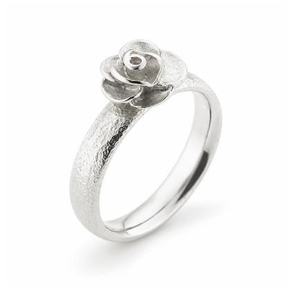 Billede af Ring med blomst 8,5 mm., massiv 925s.