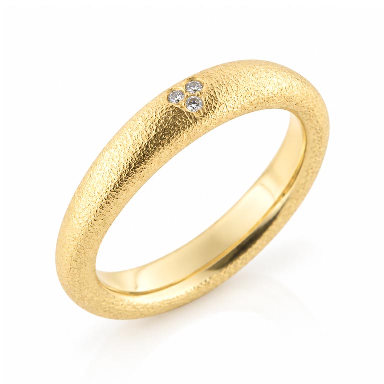 Billede af Ring bølget  3* 0,01 w/vs. fatte i hjertefacon 14 kt. 