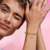 Billede af Pandora ME Sol Minicharm forgyldt metalblanding m. perle