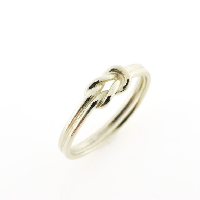 Shah Kina Droop Ring, råbåndsknob Priser fra | Pind J. Design - Køb hos pindj.dk