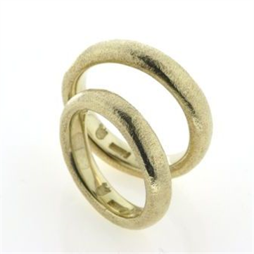 Vielses ringe, profil oval ca. 4,6*2,7mm 14 kt facon ca. 25,0 gr. (prisen er excl. guld)
