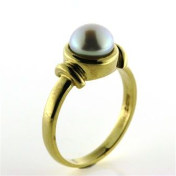 Ring m. fwp. button, 6½-7 mm.