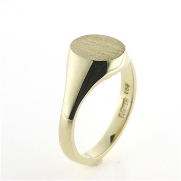 Ring, Signetring oval plade 11*9,5 mm 8 kt.