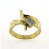 Tand ring m. 1 tand 8 kt. facon 6,7 gr