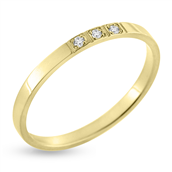 Alliancering i 14 kt. m. diamanter 3x 0,01 w/vs.