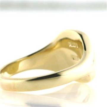 Ring, massiv med udsavet monogram FJ, guld