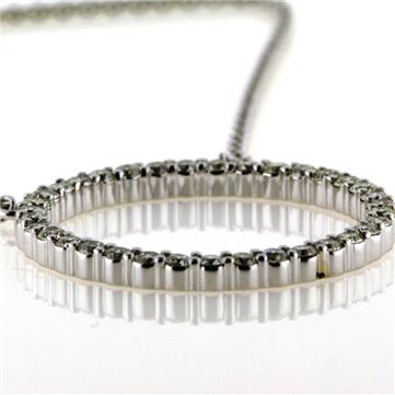 Vedhæng - halskæde, 36 brill. a 0,06 ct, 14 kt. hvg. 62 cm. (smykke cirkel roset) 