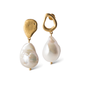 ENAMEL Copenhagen Baroque Pearl ørestikkere sølv forgyldt barok perler